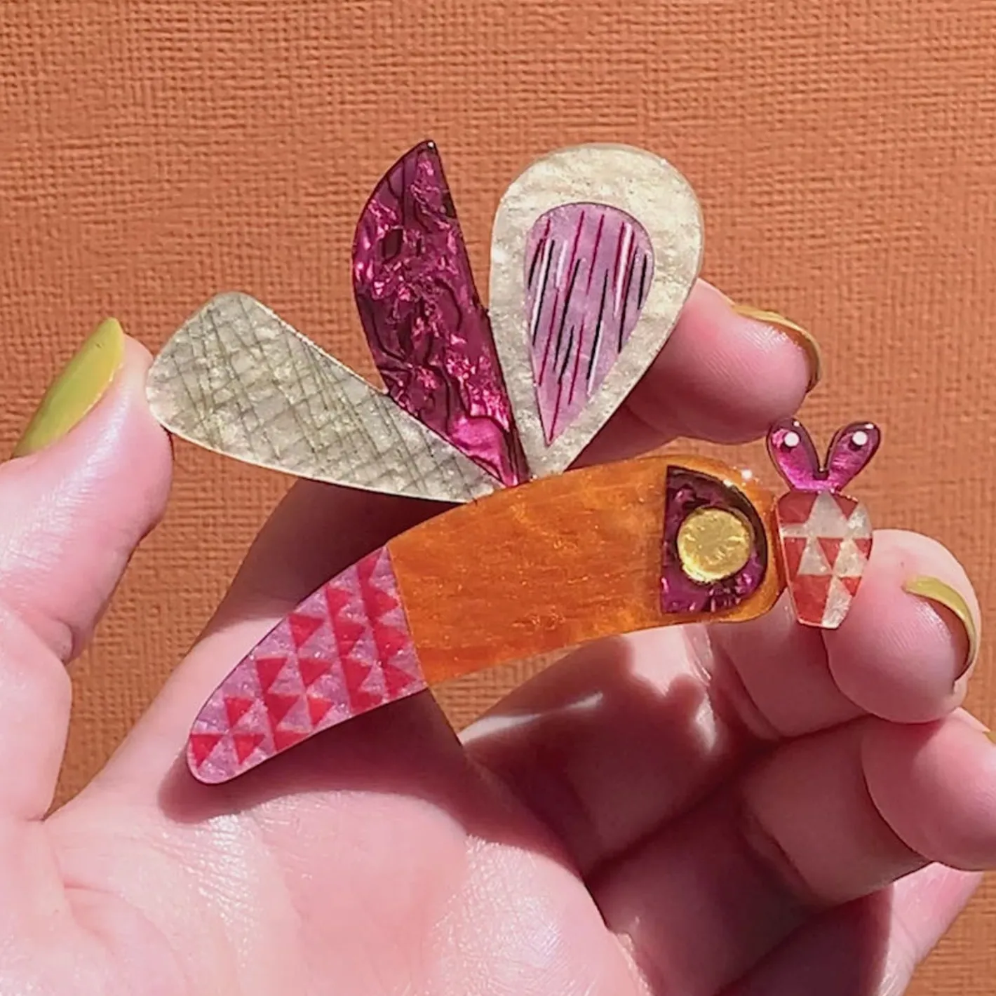 Erstwilder A Dragonfly Named Buzz Brooch^ Brooches