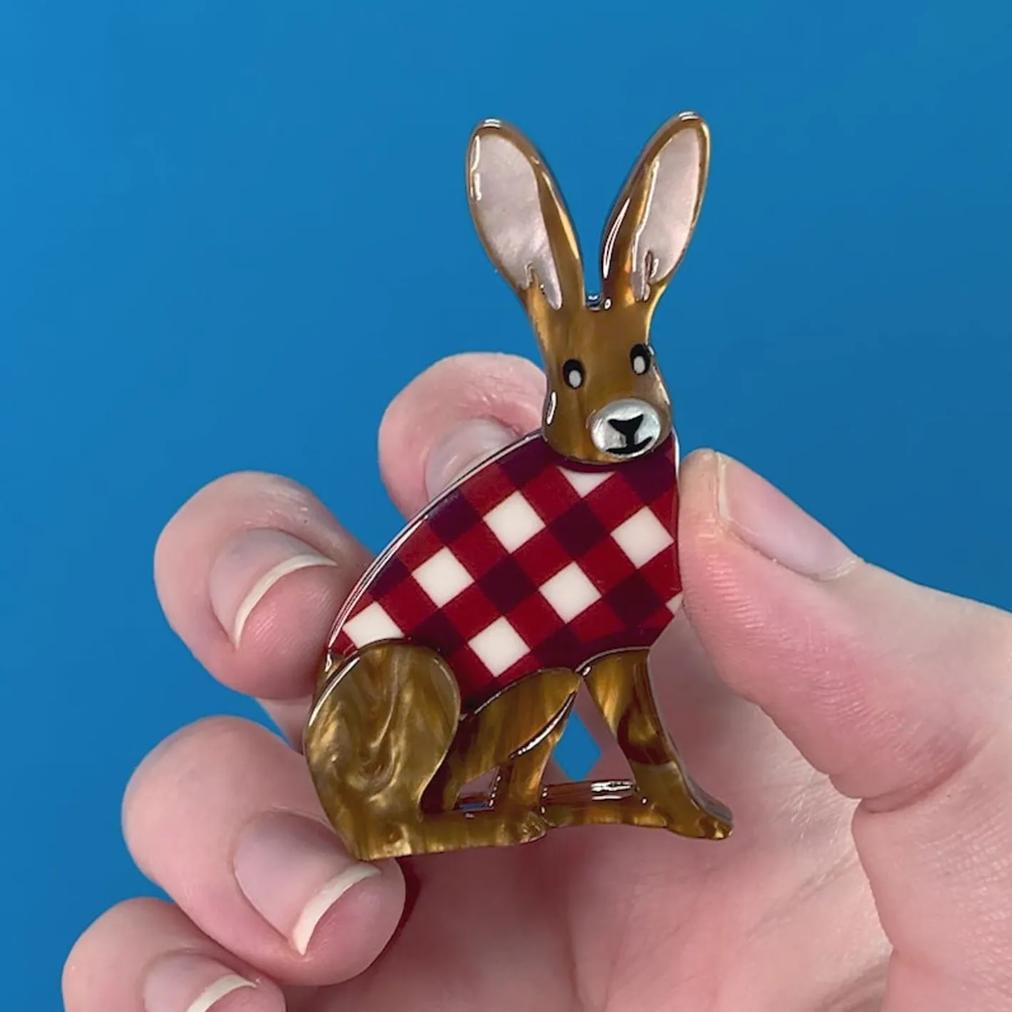 Erstwilder A Hare'S Breadth Brooch^ Brooches