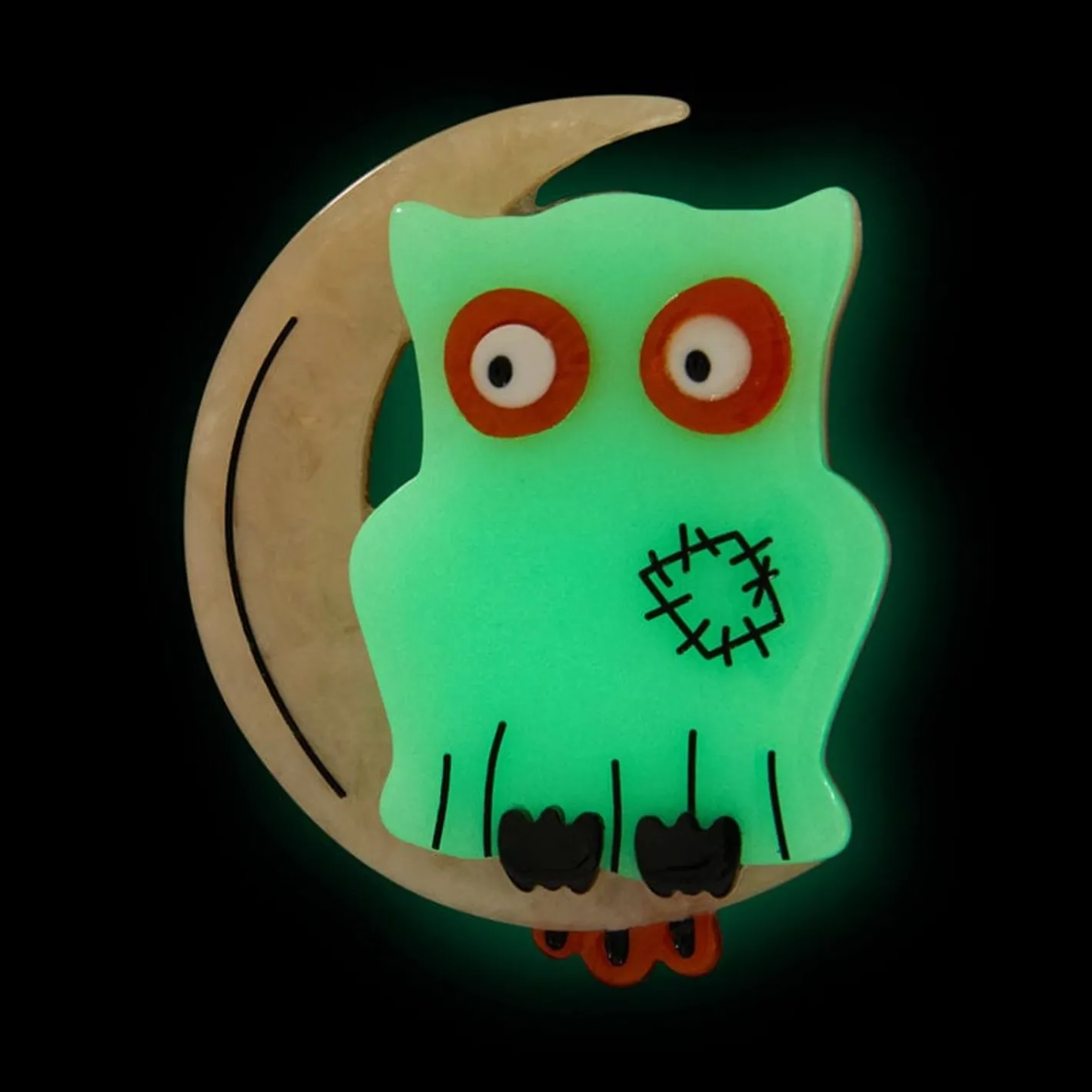 Erstwilder A Most Ghostly Owl Brooch^ Brooches