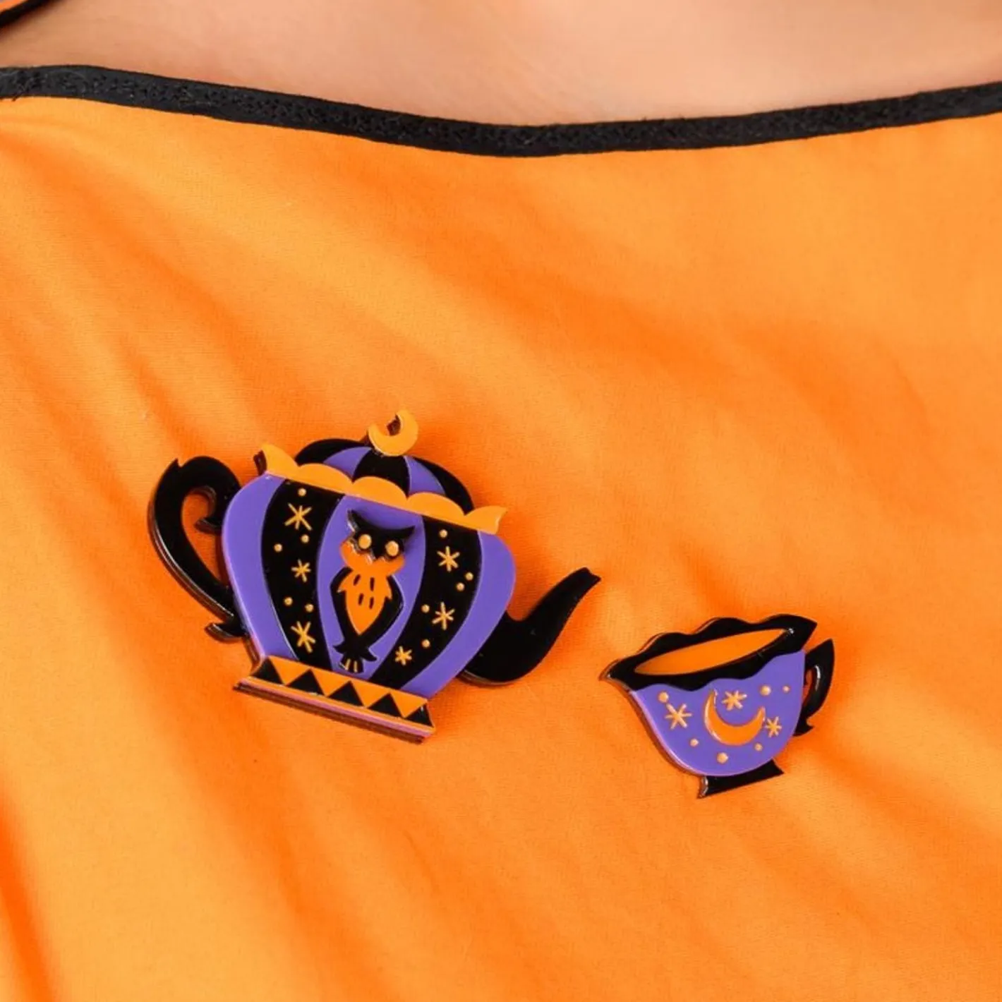 Erstwilder Cursed Cuppa? Brooch^ Brooches