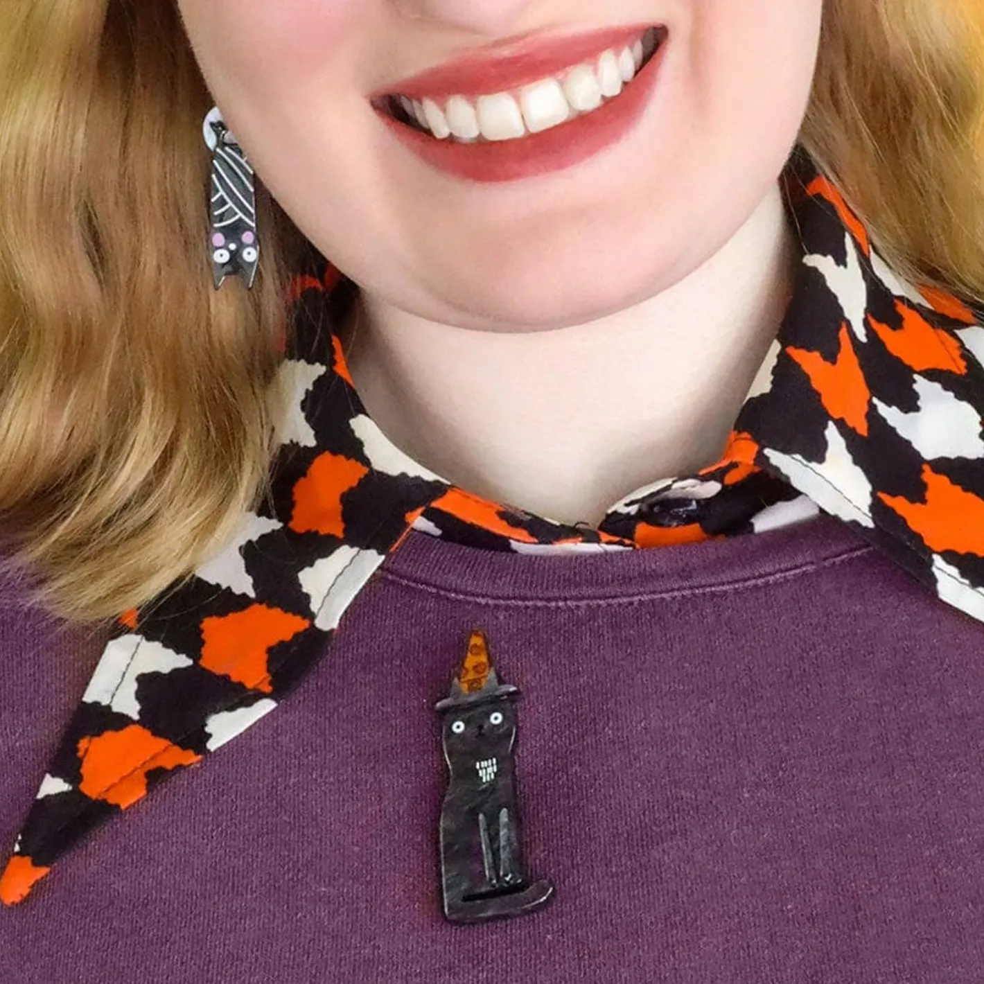 Erstwilder Familiar Shadow Brooch^ Brooches