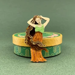 Erstwilder Lady Loie Brooch^ Brooches