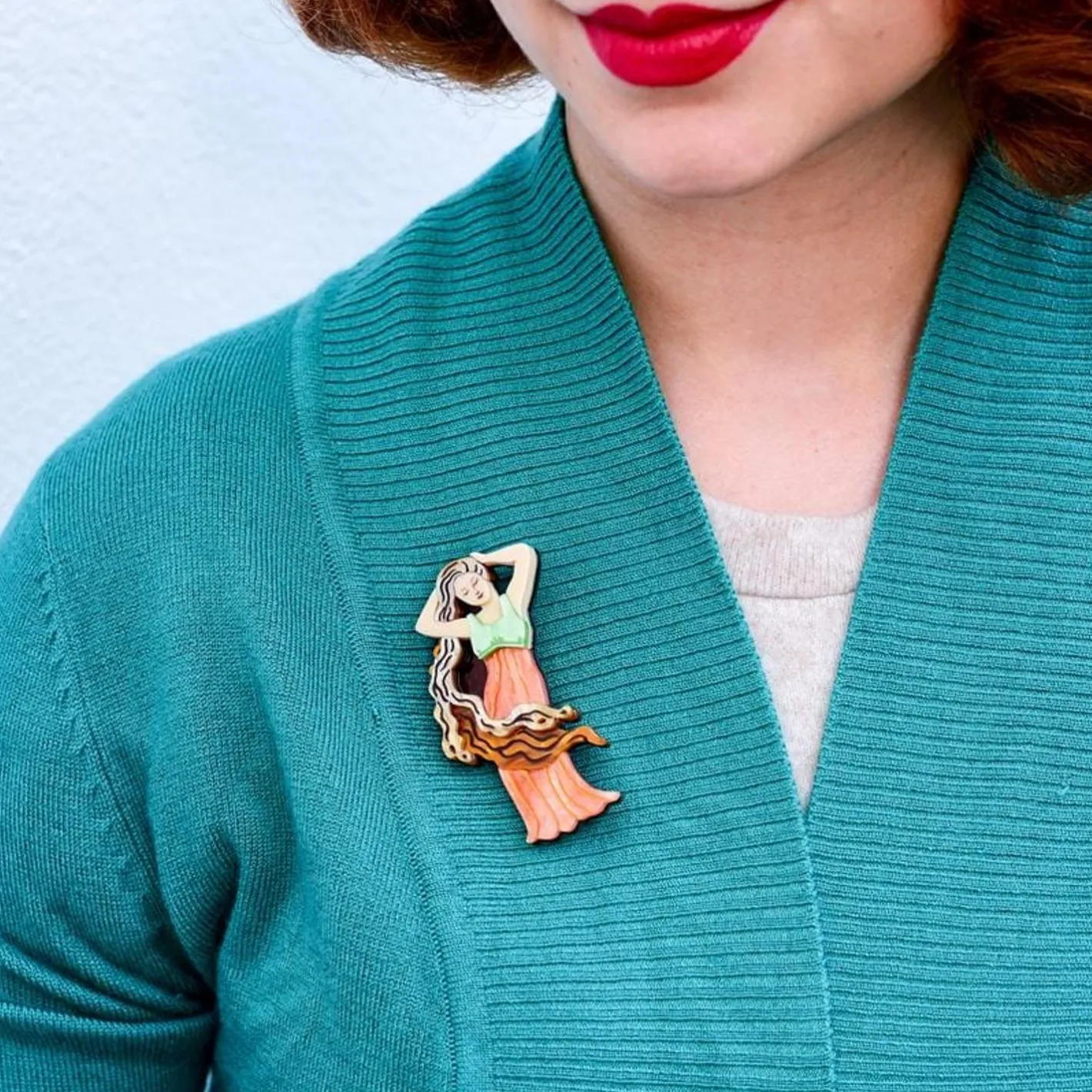Erstwilder Lady Loie Brooch^ Brooches