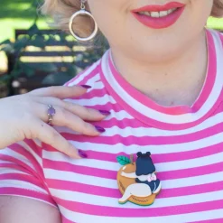 Erstwilder Mango Hug Brooch^ Brooches
