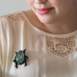 Erstwilder Nature'S Noel Brooch^ Brooches