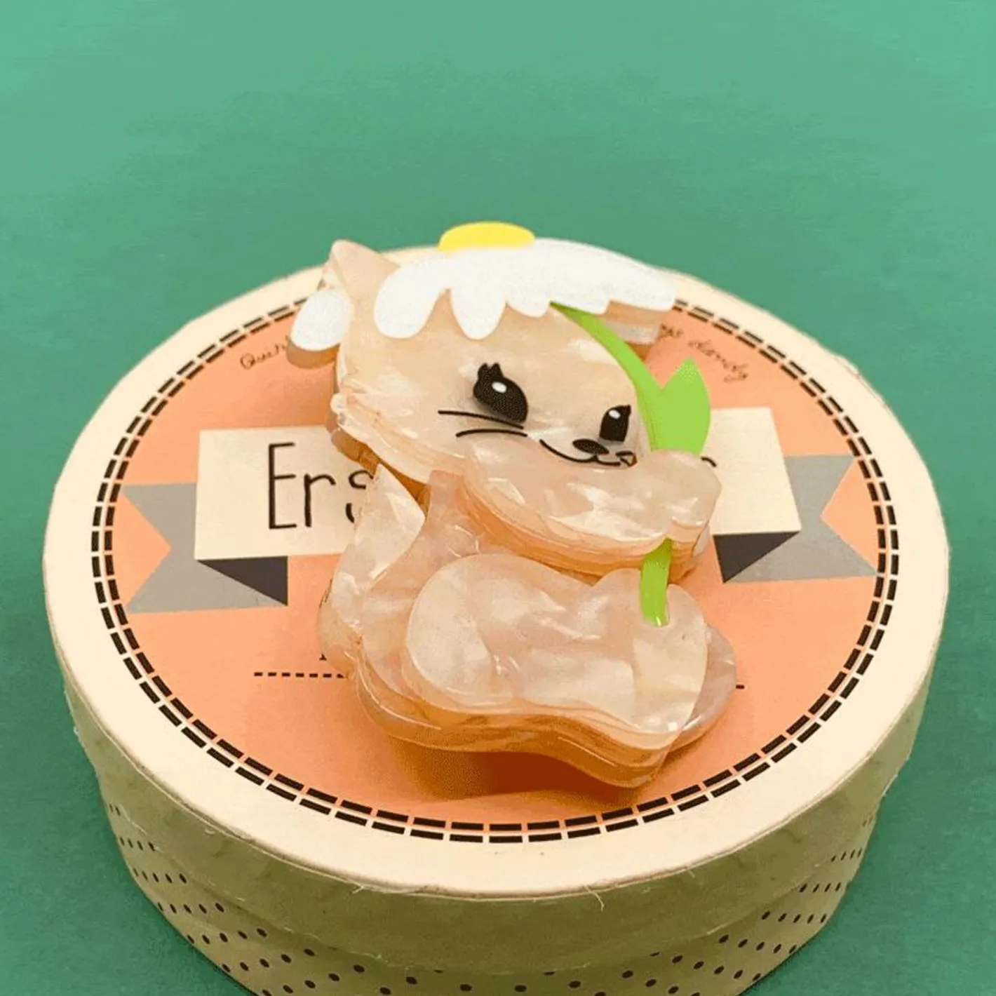 Erstwilder Spring Kitten Brooch^ Brooches