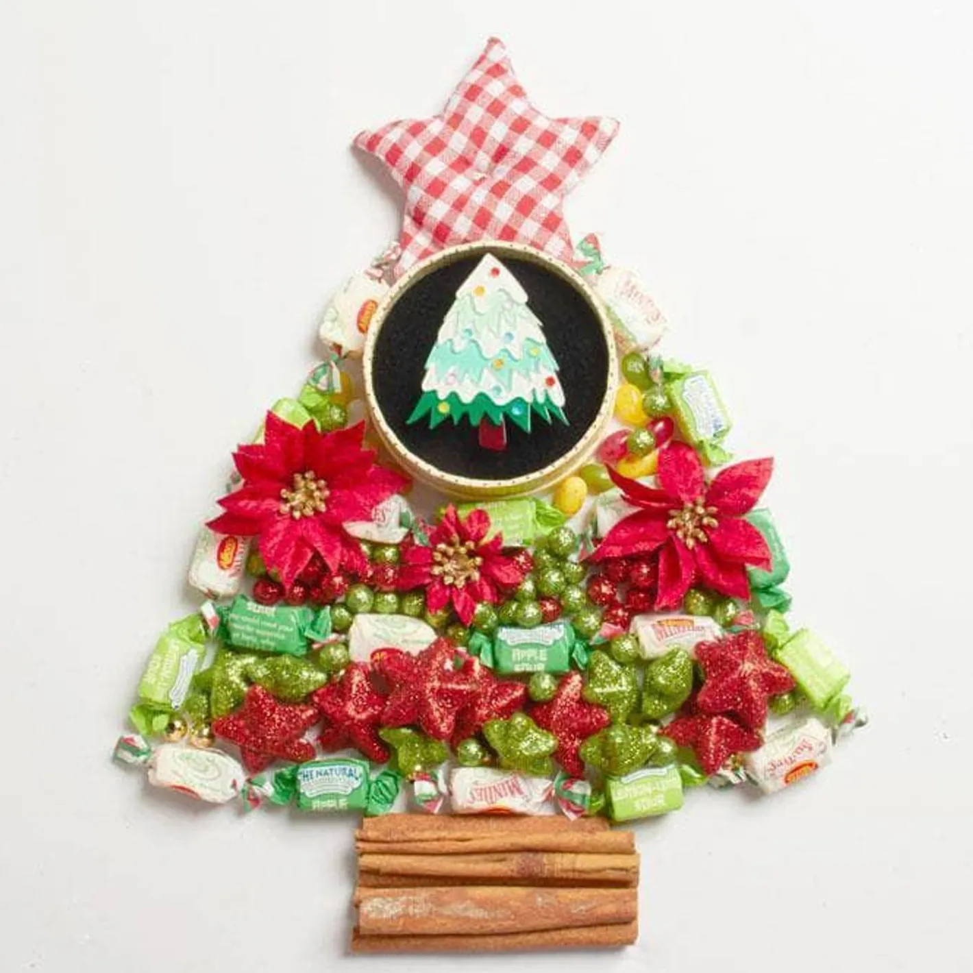 Erstwilder To Be Jolly Brooch^ Brooches